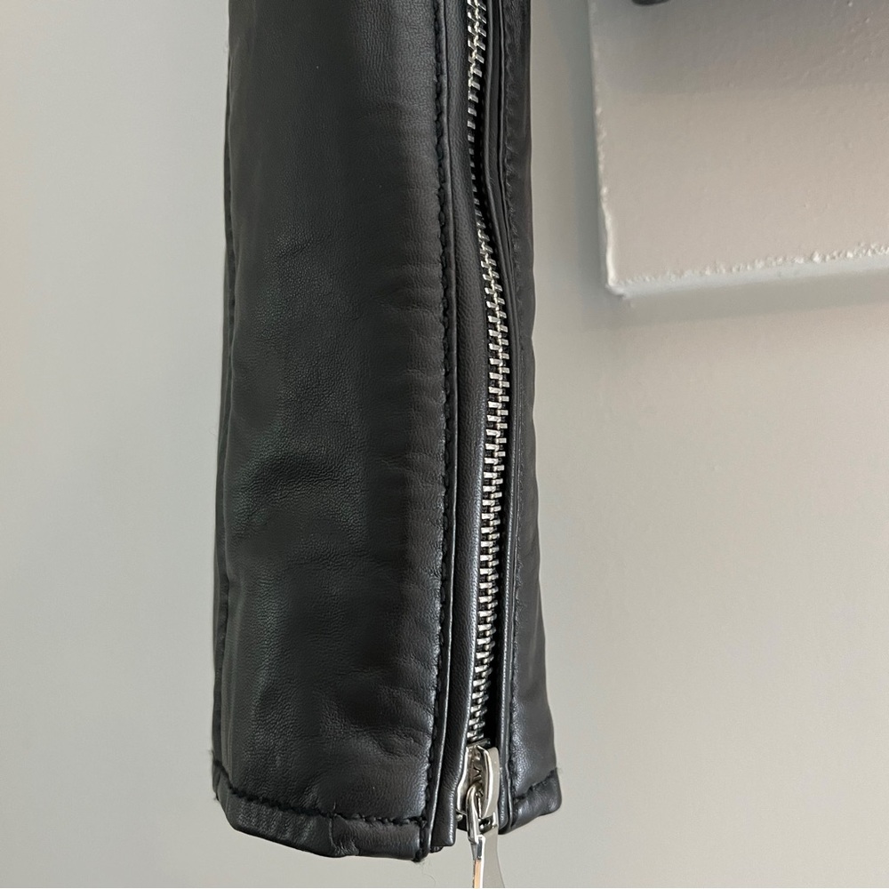 Leather Jacket - Picture 6 of 6